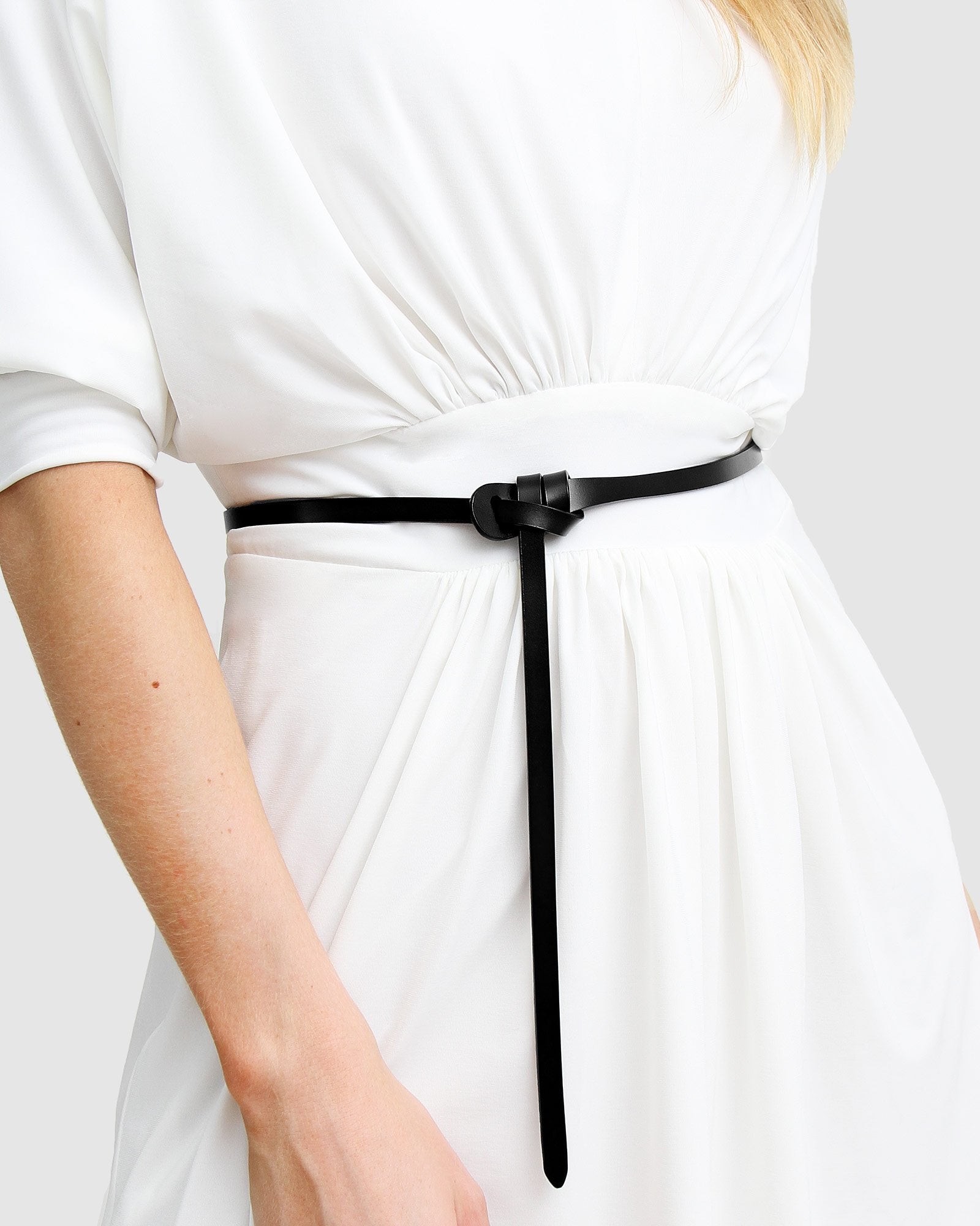 Louis Vuitton Tie The Knot Leather Waist Belt - Black Belts