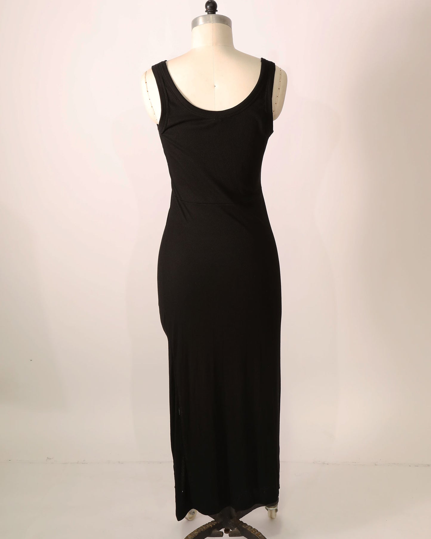 Sleeveless Knit Maxi Dress - Black