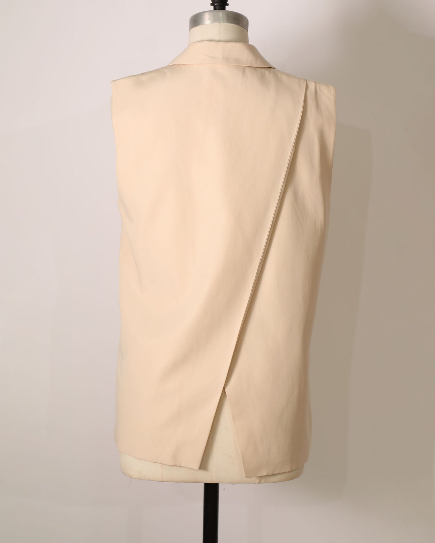 Sleeveless Blazer with Crossover Back - Oat