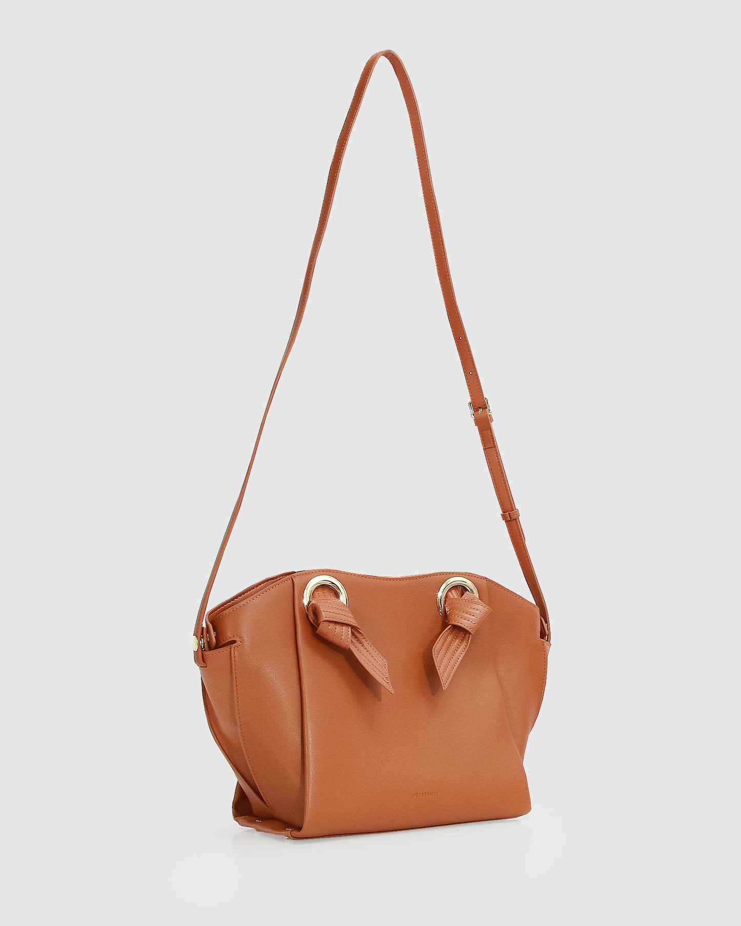 Heart Of Gold Leather Shoulder Bag - Camel