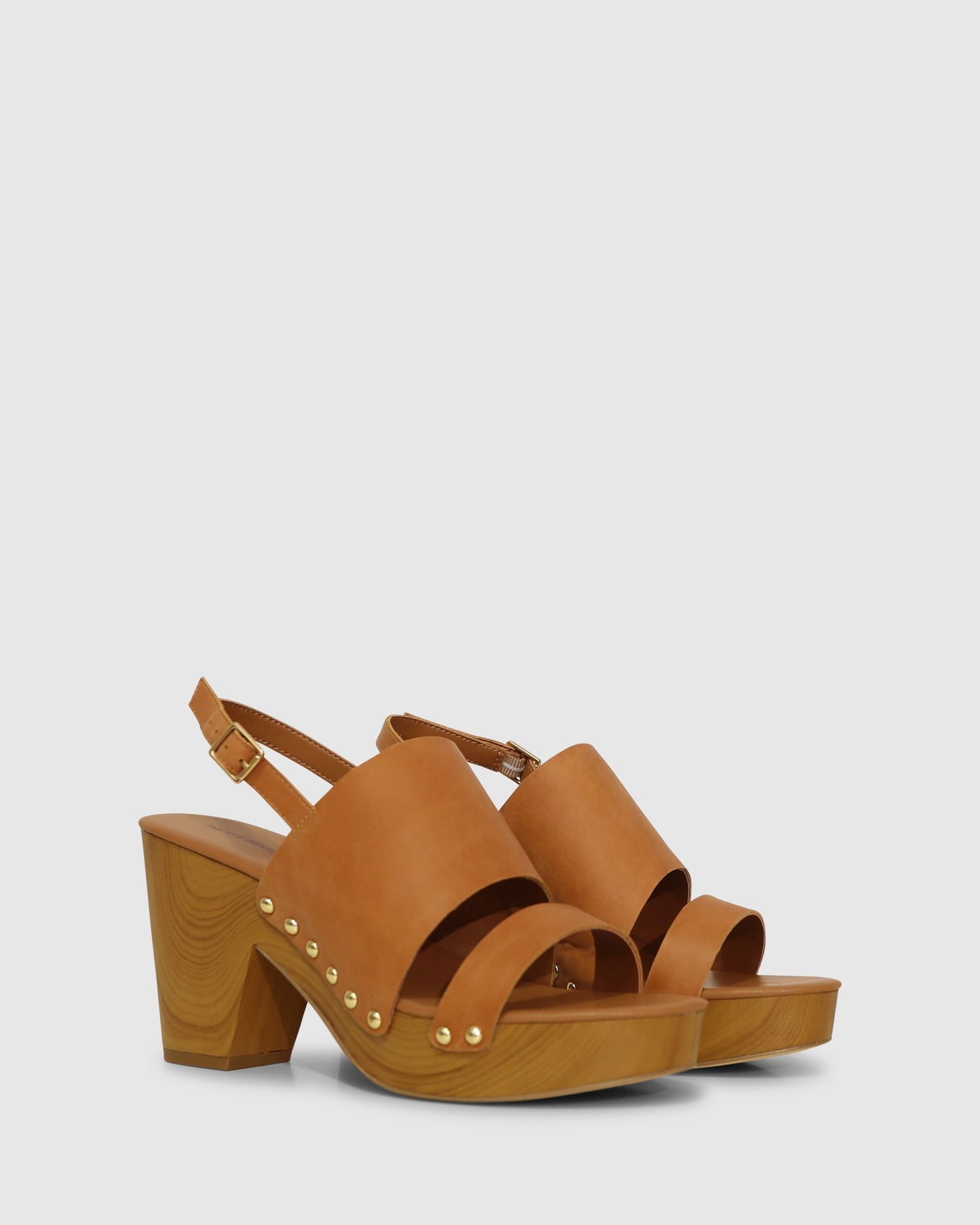 Fire On Fire Clog Shoe - Tan