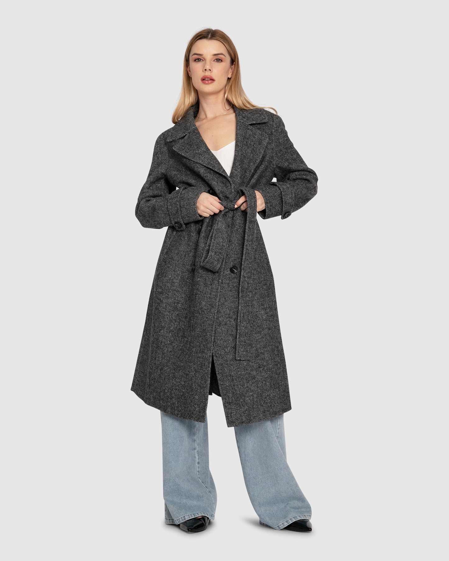 Front Runner Belted Coat - Charcoal