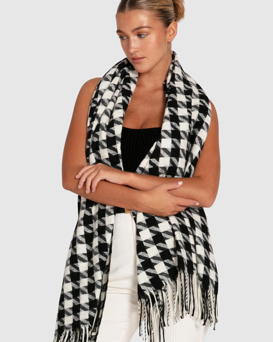 Return To Sender Houndstooth Scarf - Black/White