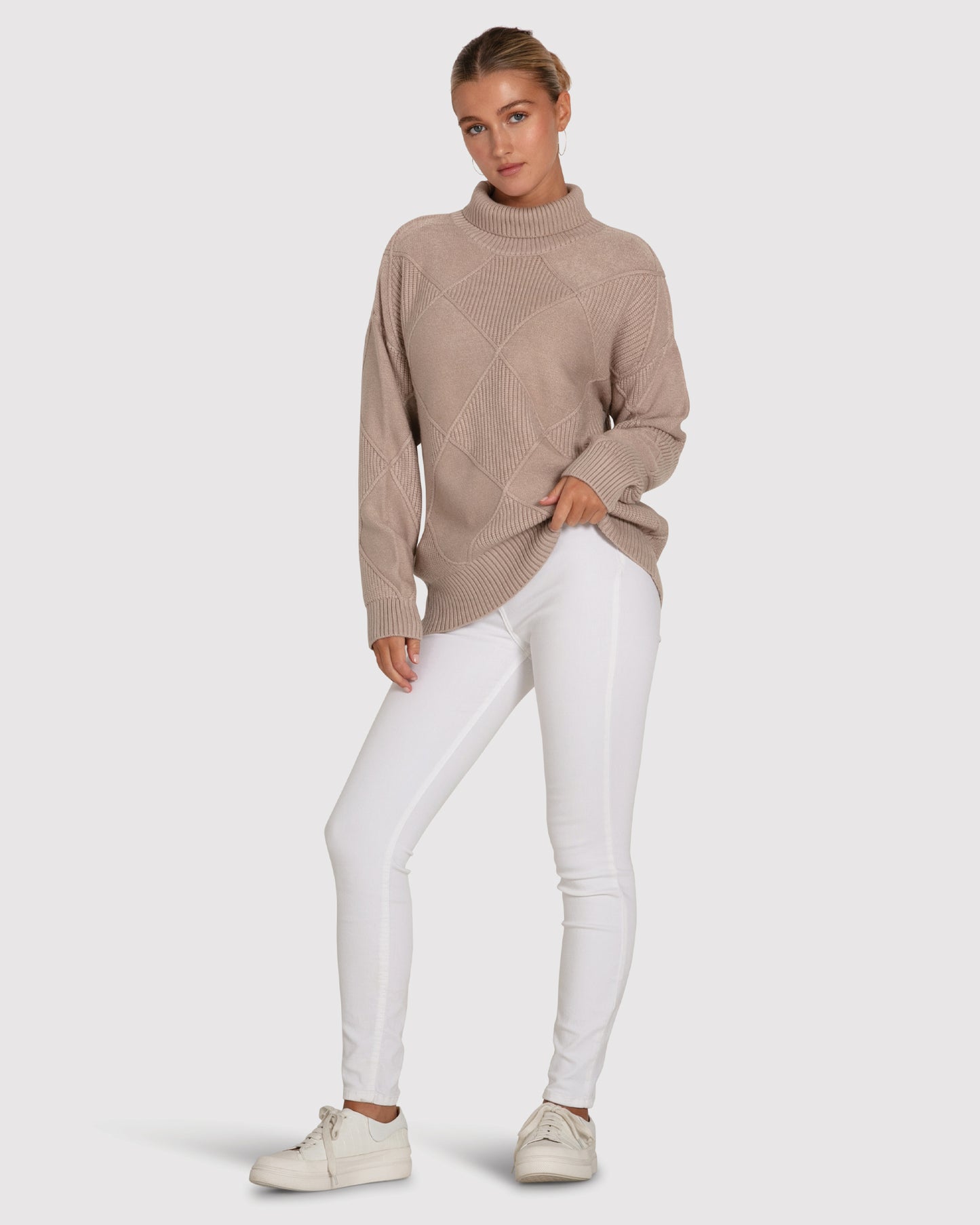 The Academy Turtleneck Jumper - Oat