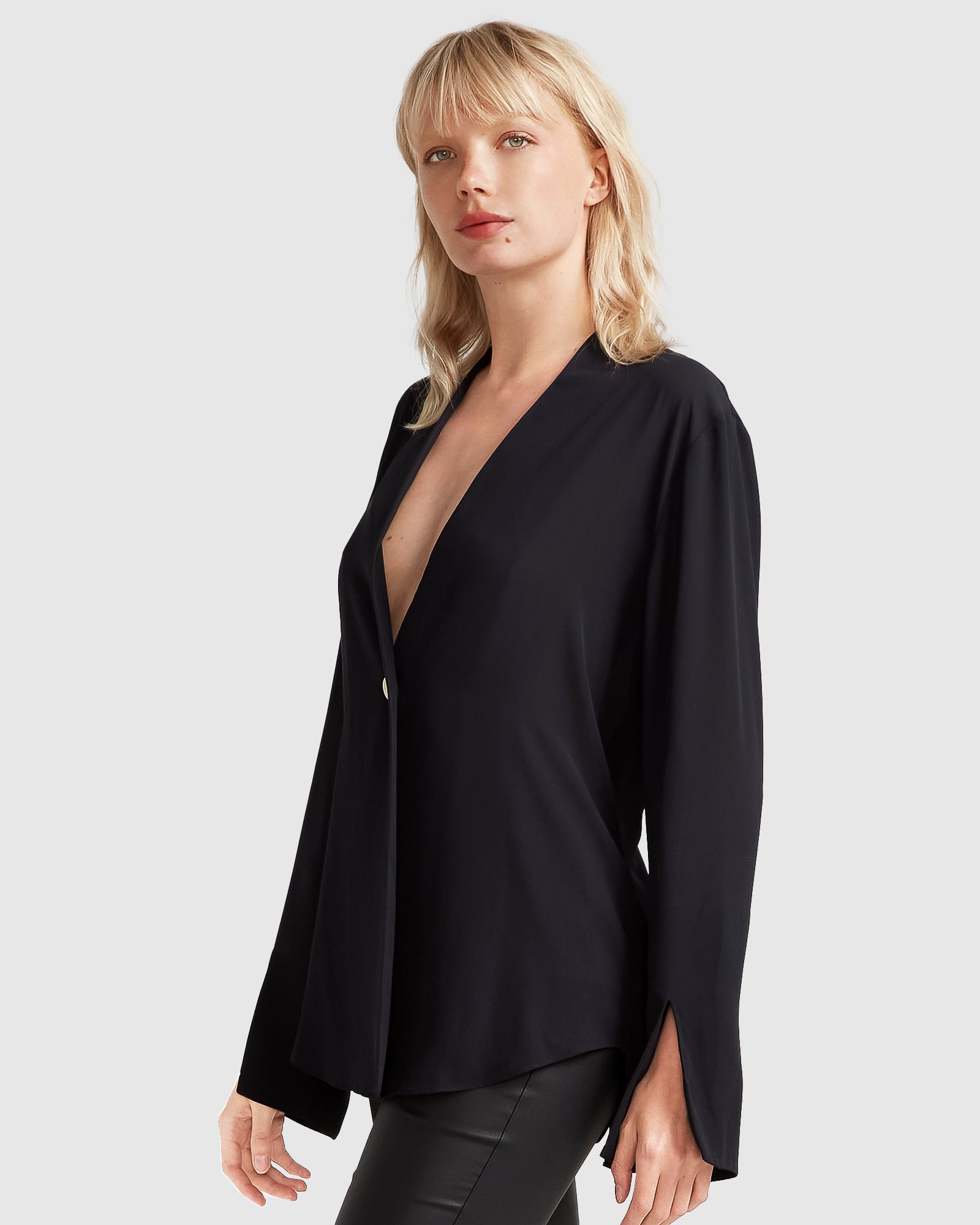 Lightweight black blazer hotsell