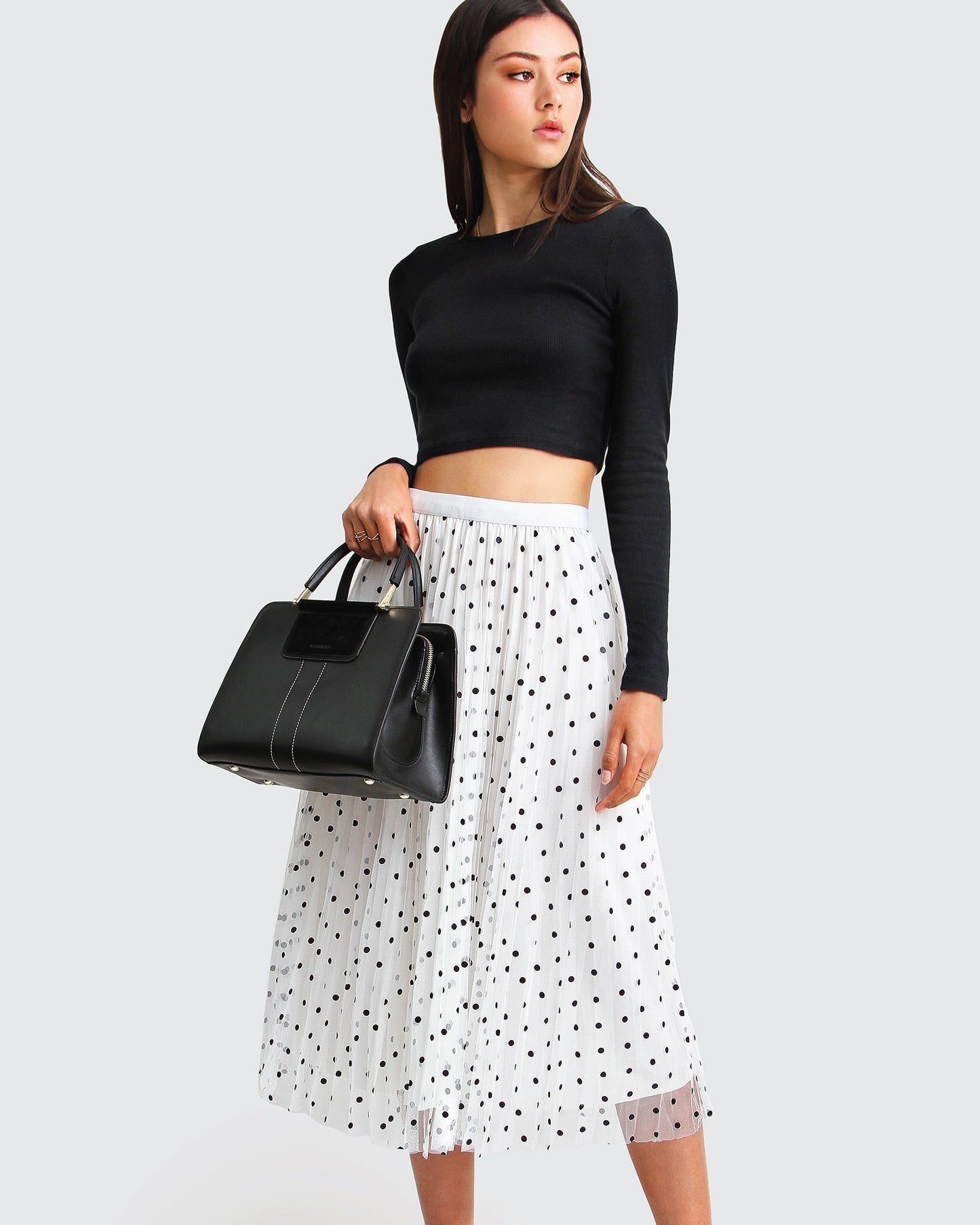 5-mixed-feeling-white-reversible-skirt-polka-dot-bag_9abfac1c-bfea-4af6-ac7f-45f0504a876c.jpg