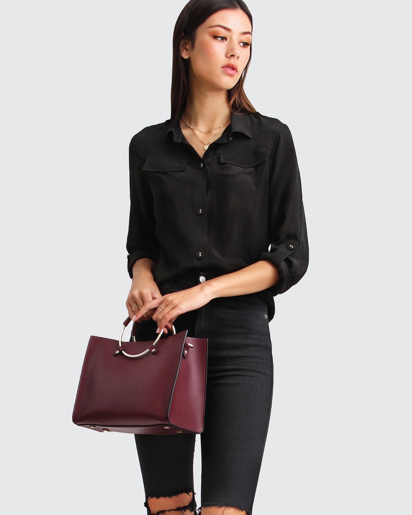 6-the-eclipse-black-shirt-bag_4a34f4b4-361c-4243-bb8d-e77101afe165.jpg