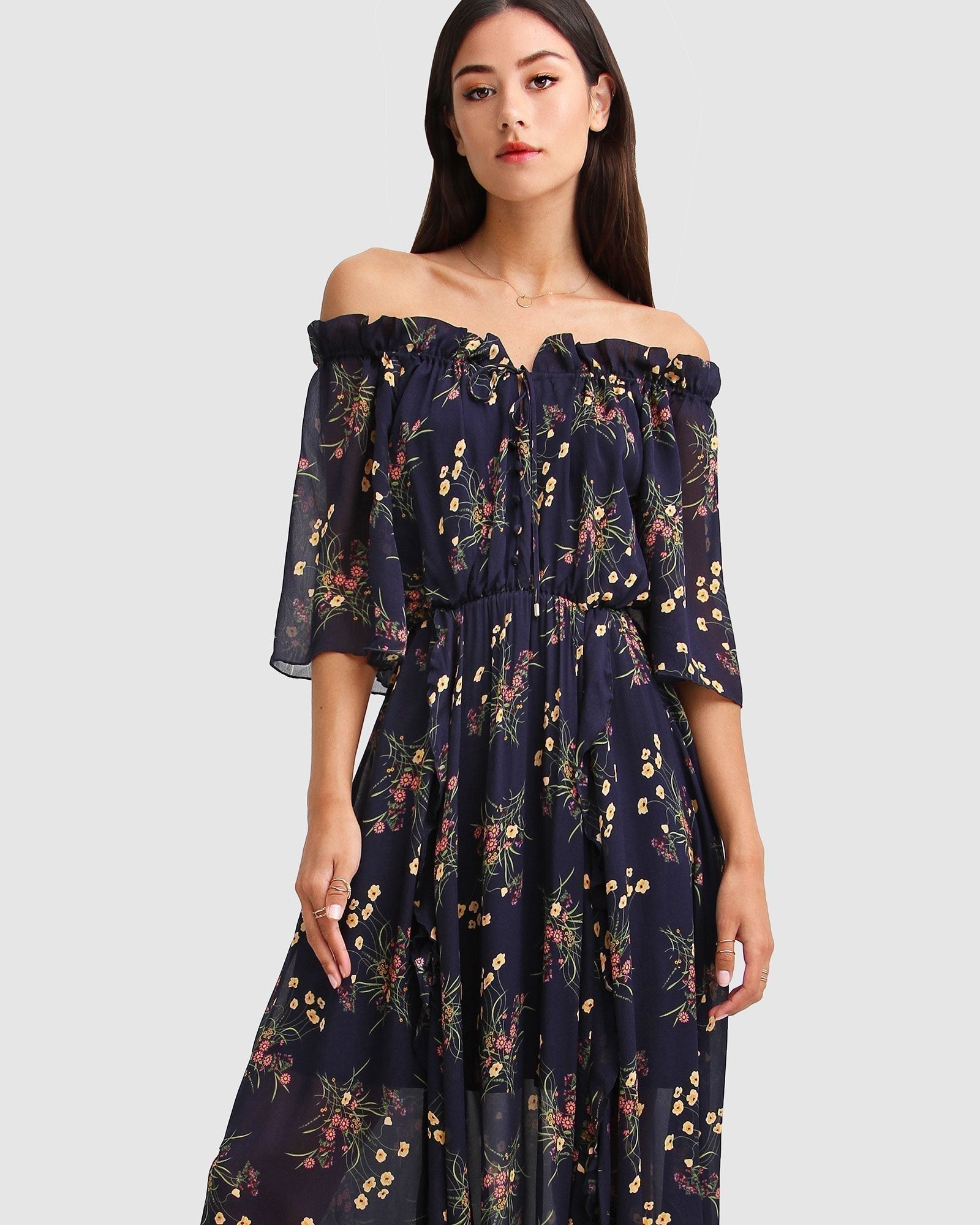 amour-amour-navy-print-midi-ruffled-dress-detail_3867a60c-c13c-4afe-a9b4-2be429677987.jpg