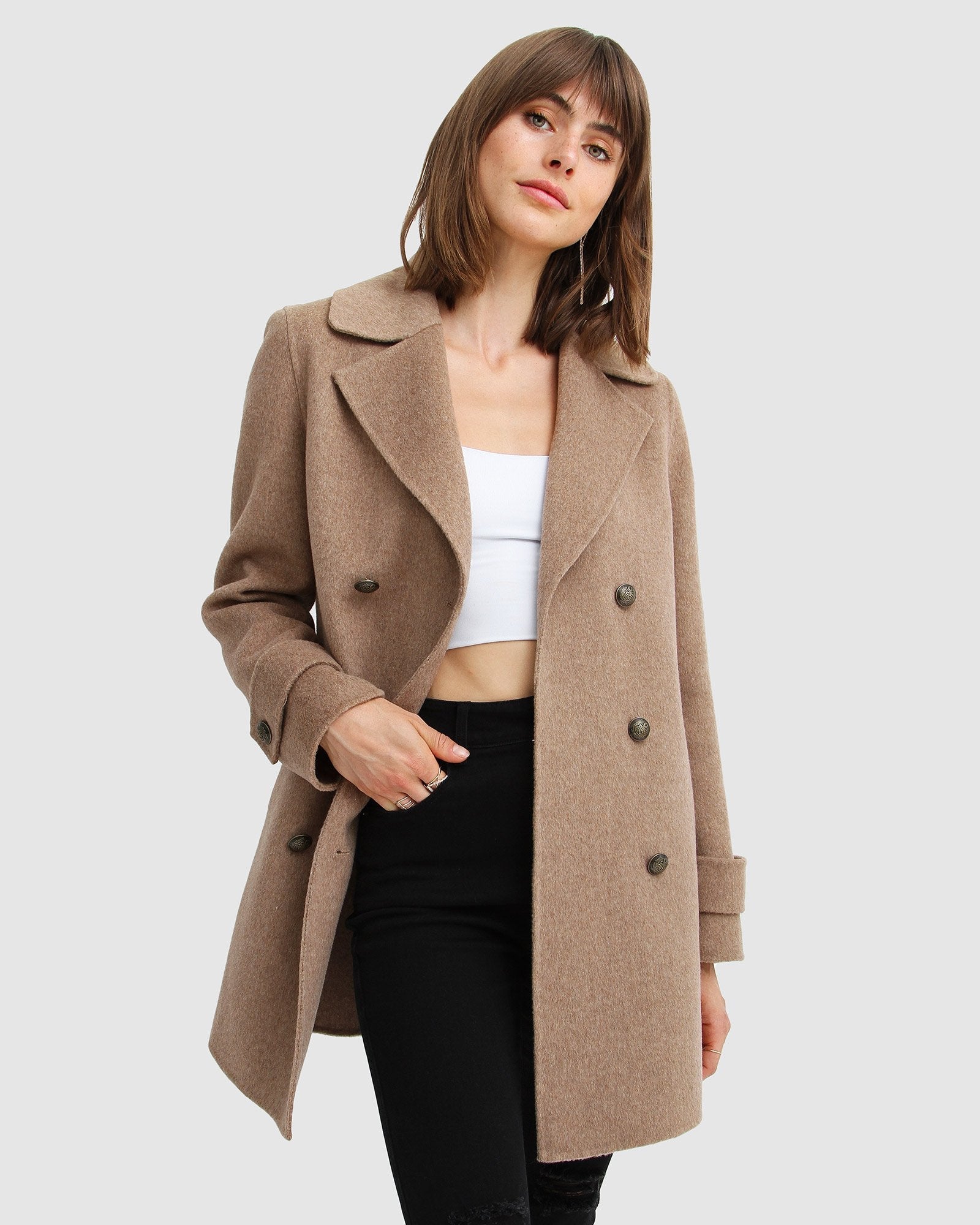 No collar outlet wool coat