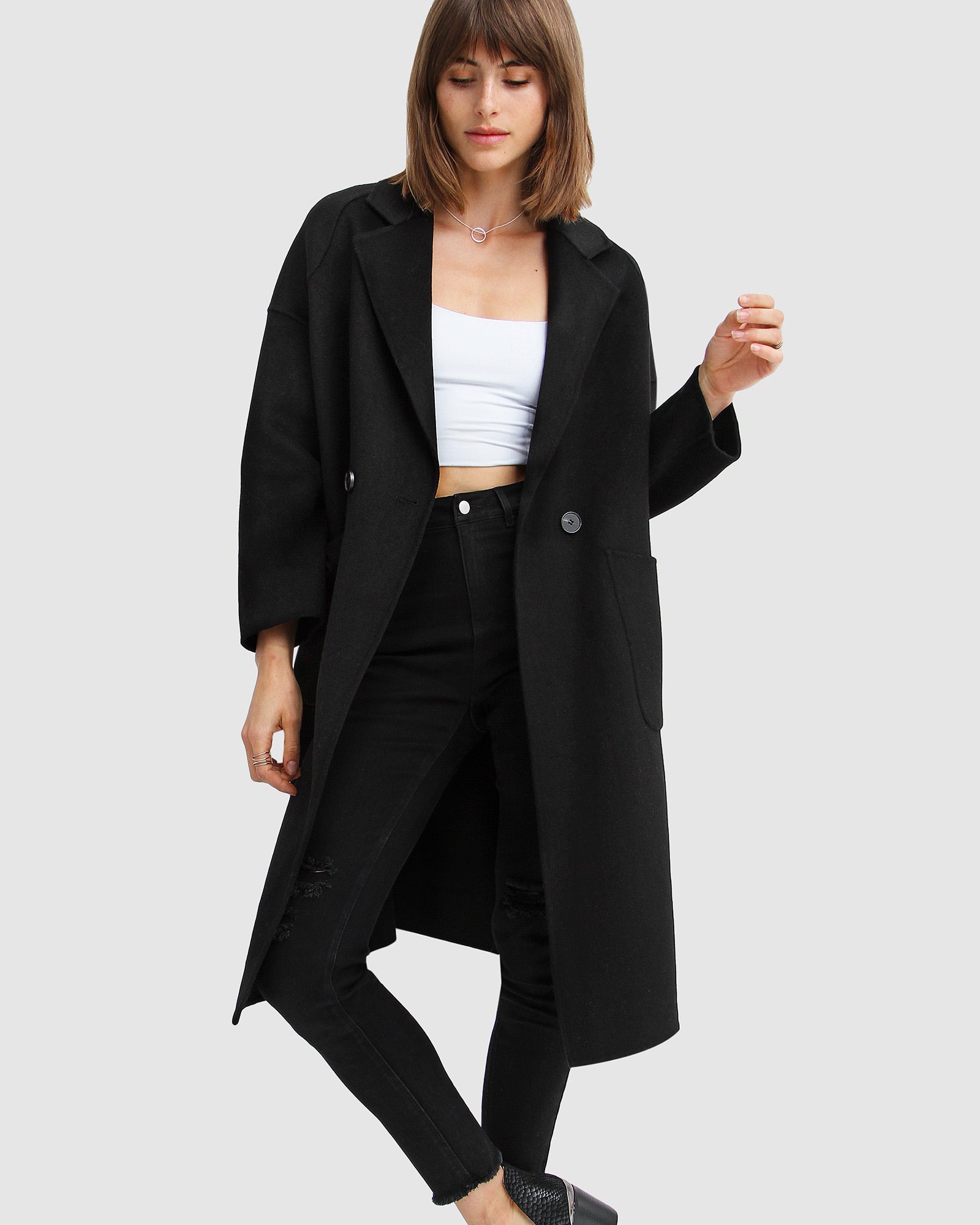 publisher-black-double-breasted-wool-blend-coat-detail_ae77ee90-2189-480c-87b1-665e3ed21dc2.jpg